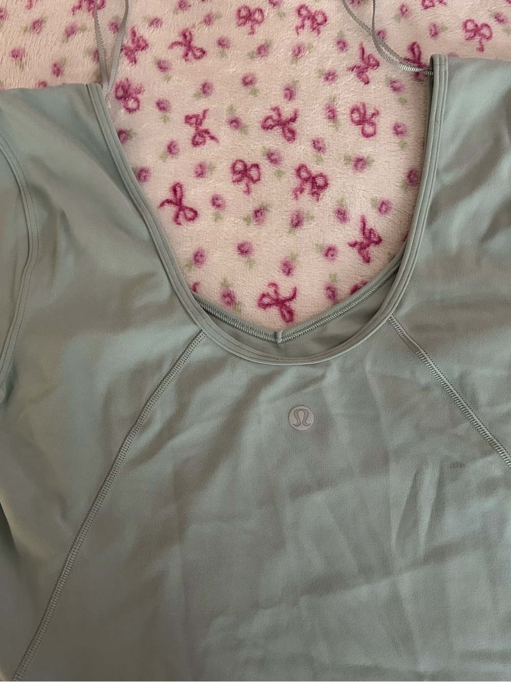 lululemon athletica sage green scoop-neck athletic top